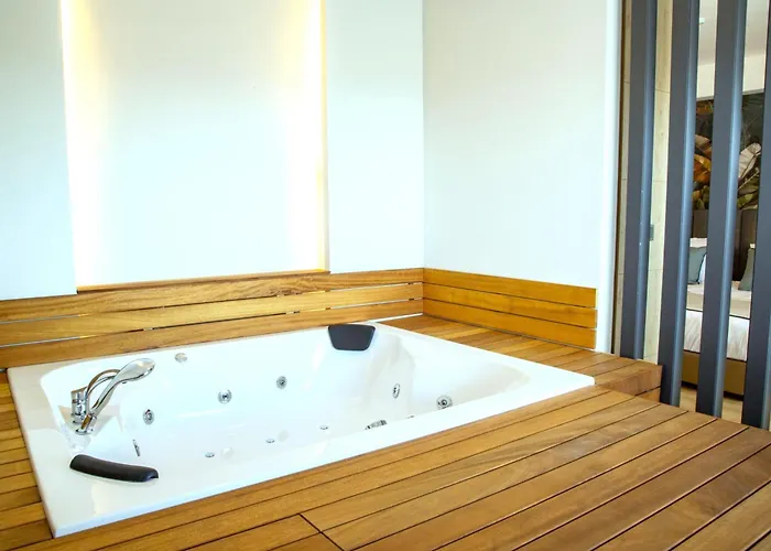 Zeugma - Adult Only 16 4* Side